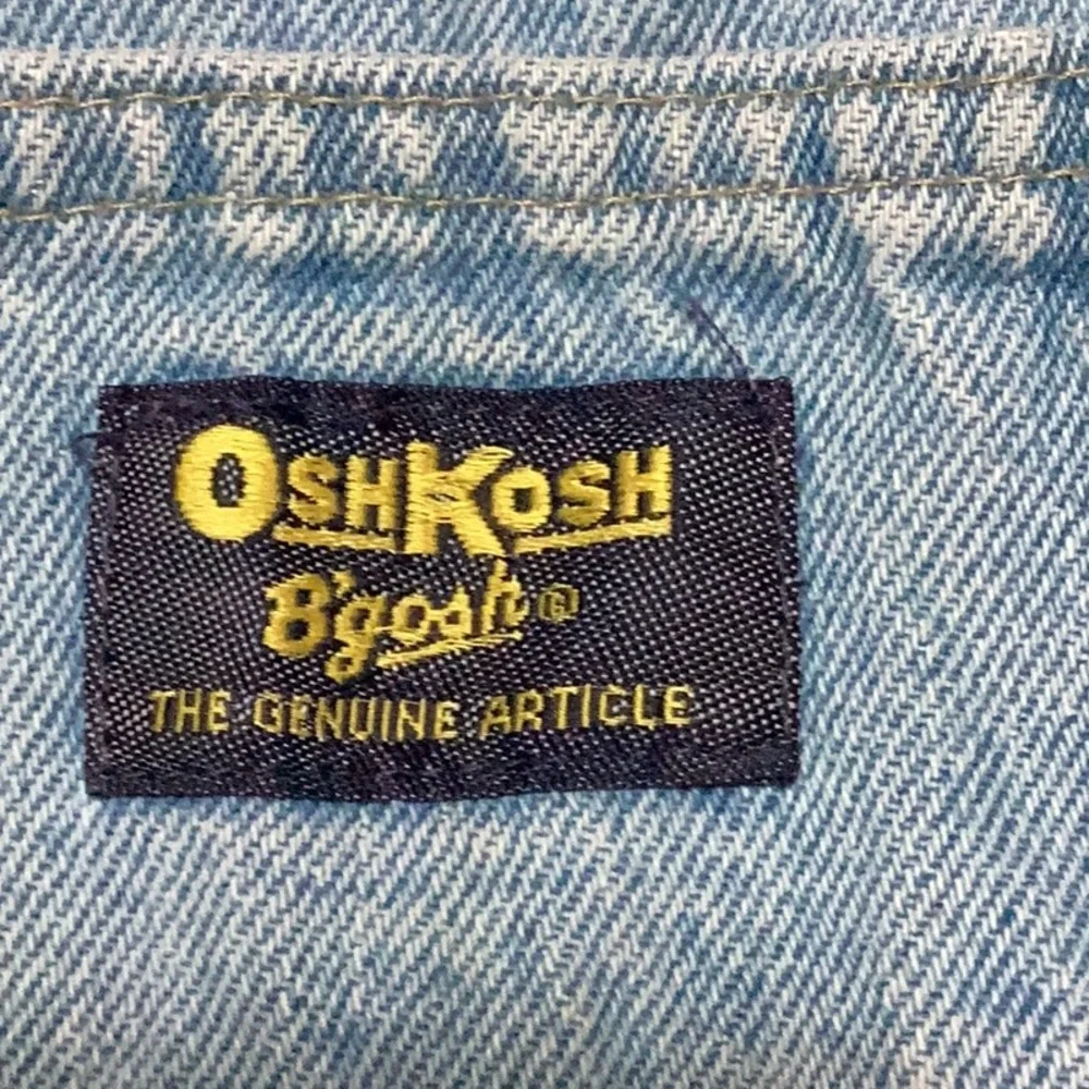 Vintage OshKosh B’Gosh Vestbak Light Wash Blue Denim Overall Jean Shorts Sz 5‎